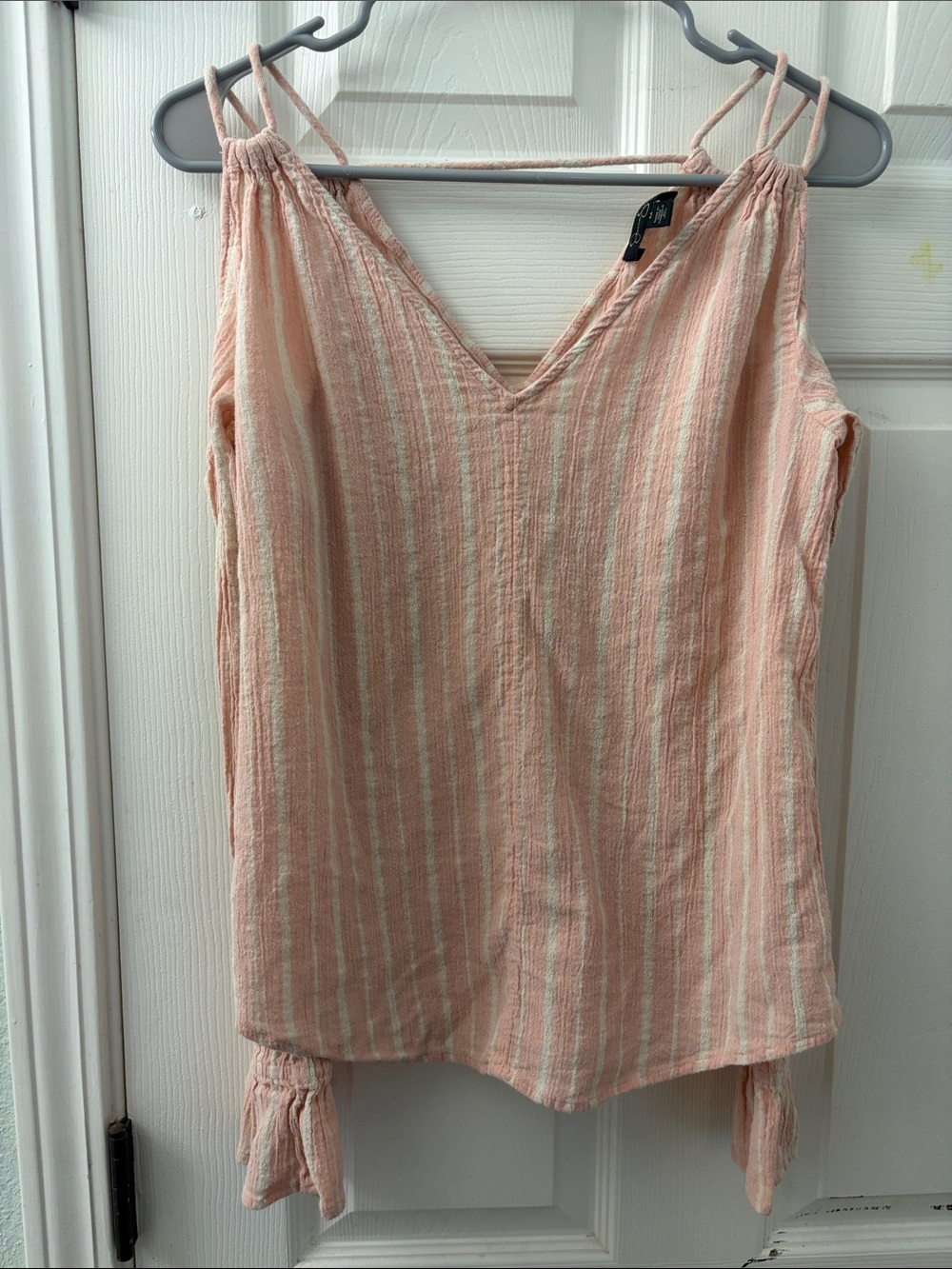 Jessica Simpson Peach & White Striped V-Neck Cold Shoulder top